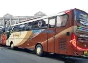 Panduan Memilih Bus Pariwisata dengan Bijak, untuk Menjamin Keselamatan dan Kenyamanan Perjalanan Anda