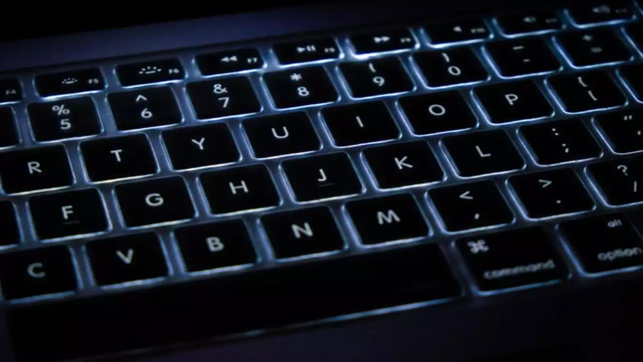 Cara Menghidupkan Backlight Keyboard Acer Aspire 3 dengan Mudah