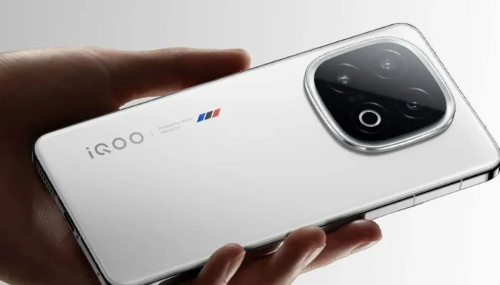 Review iQOO 13: Performa Gahar, Desain Premium, dan Baterai Tahan Lama