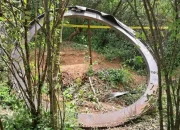 Cincin Raksasa Jatuh di Kenya Membuat Heboh, Diduga Puing Roket