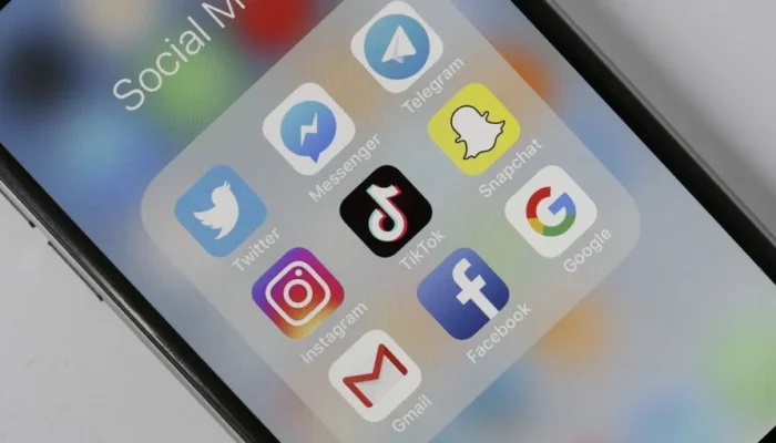 Heboh iPhone Bekas yang Ada Aplikasi TikTok Segini Harganya