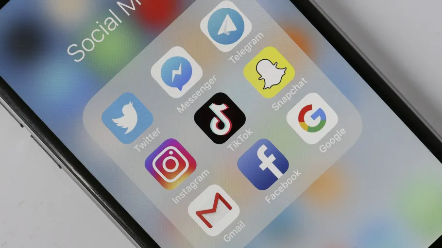 Heboh iPhone Bekas yang Ada Aplikasi TikTok Segini Harganya