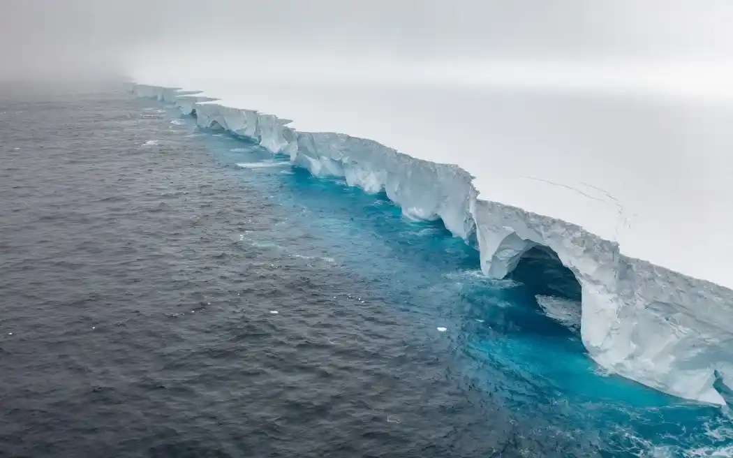 Para Ilmuwan Khawatir Gunung Es Terbesar di Dunia Menabrak Pulau