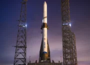 Peluncuran Roket Blue Origin Ditunda Akibat Cuaca Buruk di Samudra Atlantik