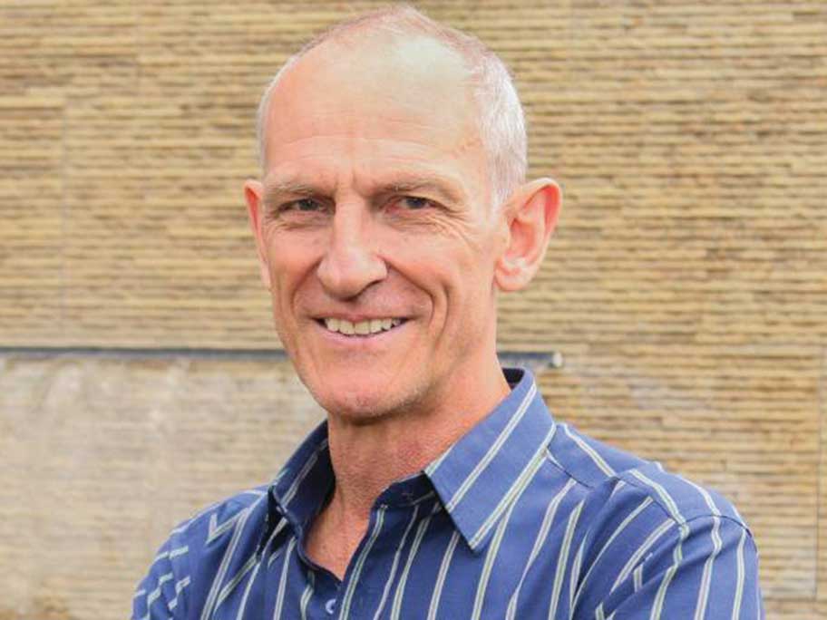 Dr. Nicholas Carr