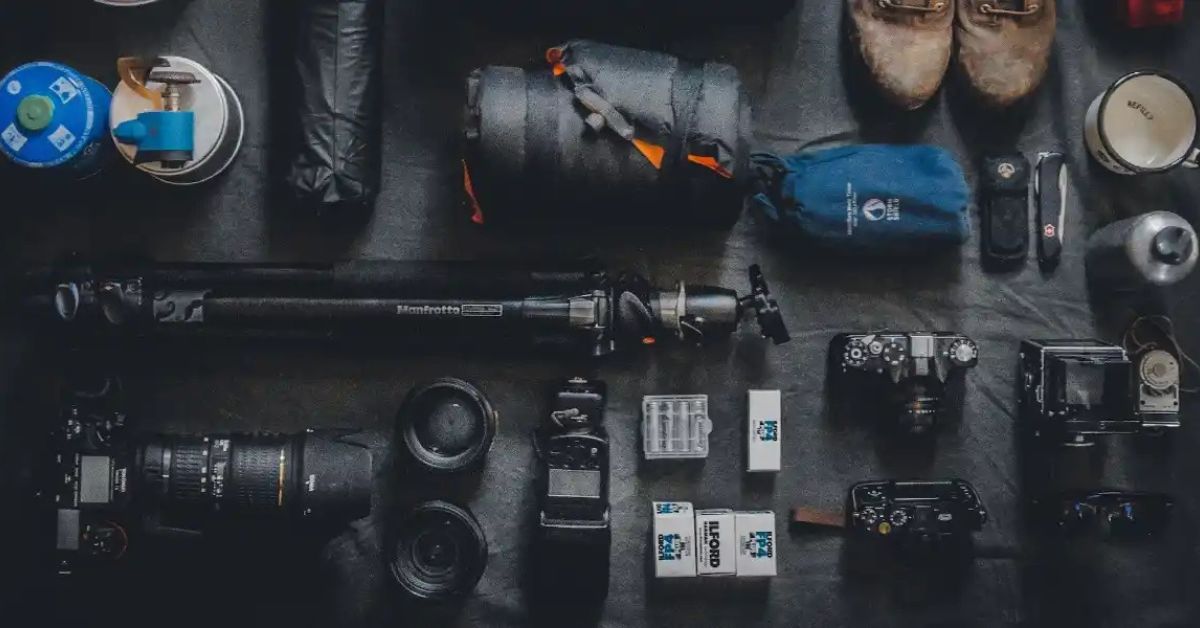 Gadget Teknologi Paling Canggih untuk Berkemah dan Penggemar Aktivitas Luar Ruangan