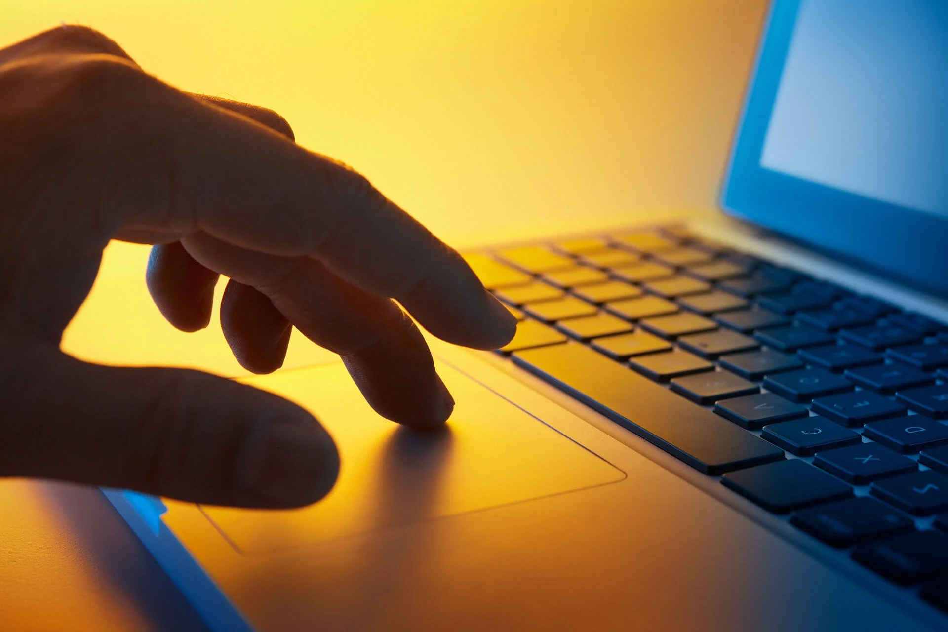 Kursor Laptop Tidak Bergerak Simak 8 Solusi Mudah Ini!