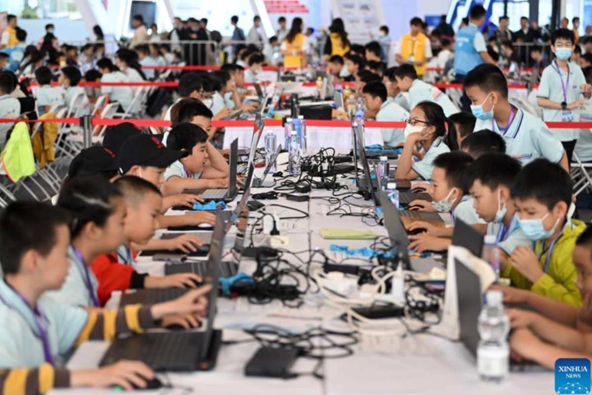 AI Akan Jadi Mata Pelajaran di SD dan SMP China Mulai 2025