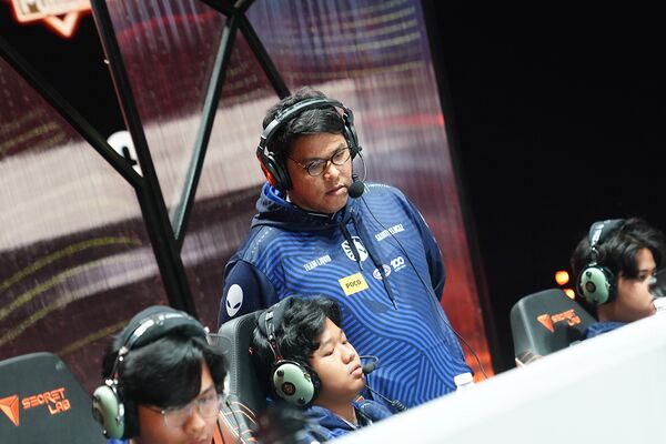 Fenomena Pro Player Mobile Legends Rehat, Benarkah Terbuai Uang