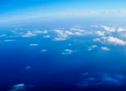 Kenapa Langit Berwarna Biru dan Bukan Ungu