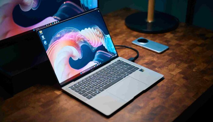 Review Laptop Honor MagicBook Art 14 OLED Ringan dan Kencang, Cocok untuk Produktivitas dan Kreator Konten