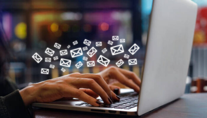 7 AI untuk Mengembangkan Strategi Email Campaign