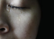 Bagaimana Air Mata Bisa Membedakan Sedih dan Bahagia