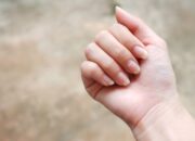 Kenapa Kuku Tumbuh Lebih Cepat dari Rambut