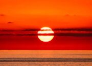 Kenapa Langit Bisa Merah Saat Matahari Terbenam