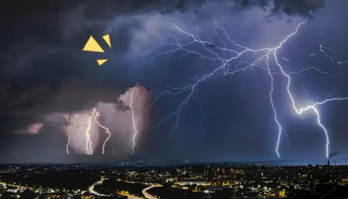 Kenapa Suara Petir Datang Setelah Kilat