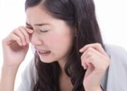 Mengapa Kita Bisa Menangis Saat Bahagia Menurut Ilmu