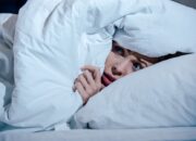 Mengapa Kita Bisa Mimpi Buruk Saat Tidur Terlalu Lama