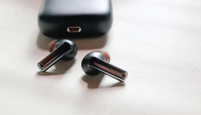 Review Baseus Bowie M2s TWS yang Nggak Cuma Keren tapi Juga Tangguh