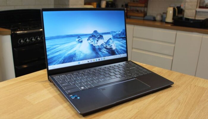 Review MSI Prestige 14 Evo Siap Temani Kamu Kerja Dimana Aja