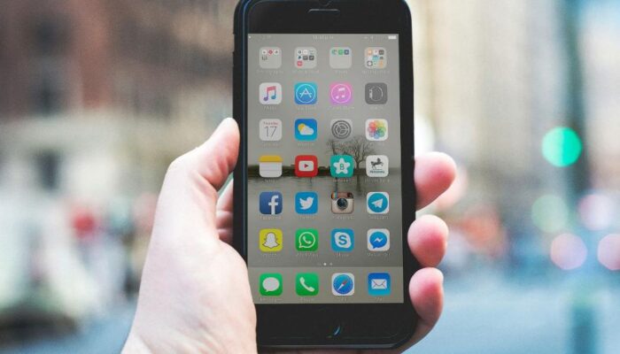 Tips Biar Foto di HP Tetap Aman Kalau Ganti Device