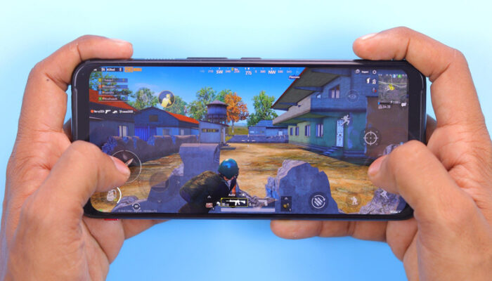 Tips Ngehemat Baterai Saat Main Game Berat