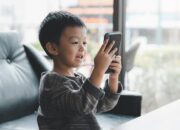 Tips Simpel Atur Waktu Screen Time Anak
