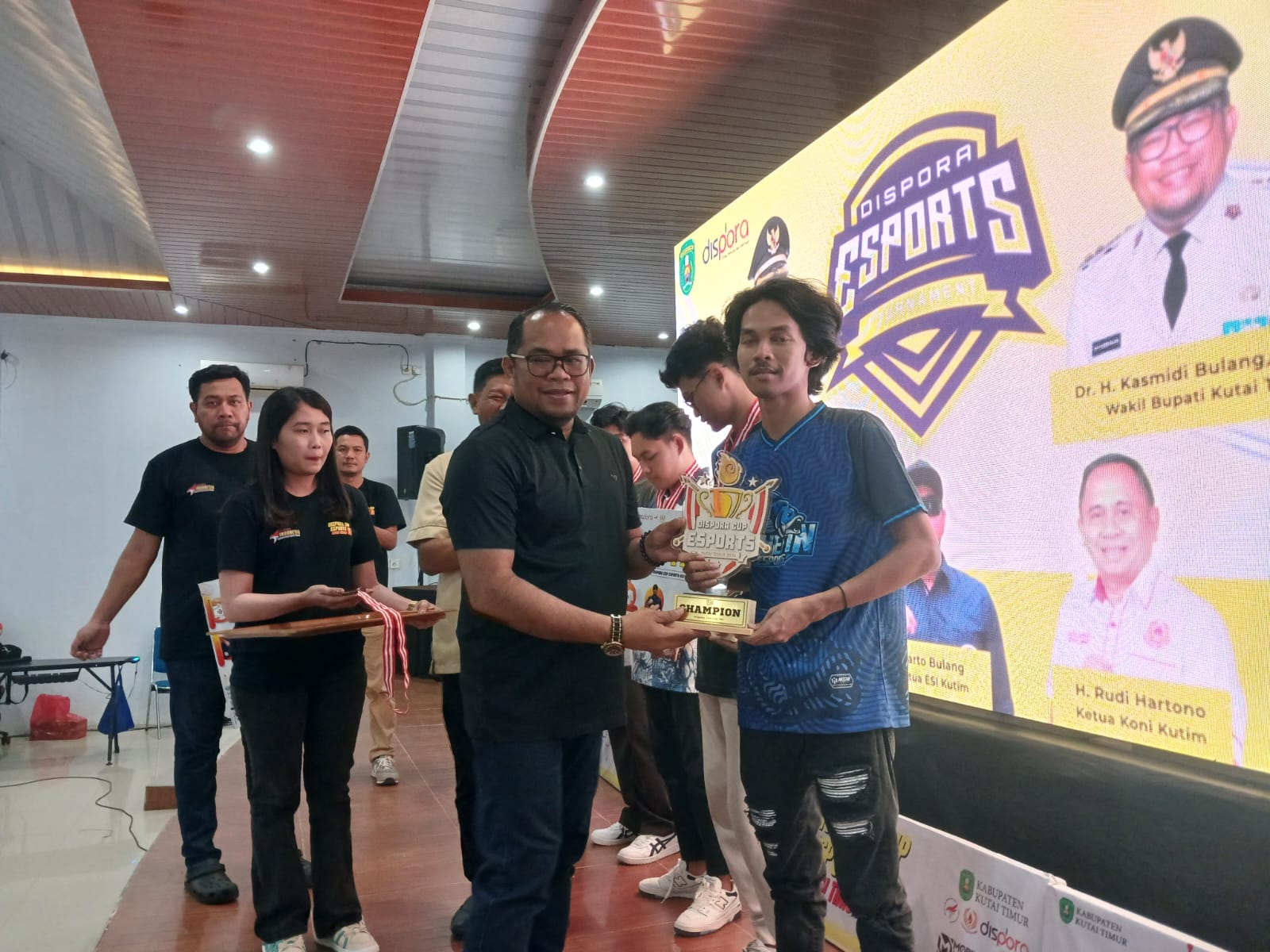 Bluefin E-Sports Sabet Gelar Juara Mobile Legends di Samarinda