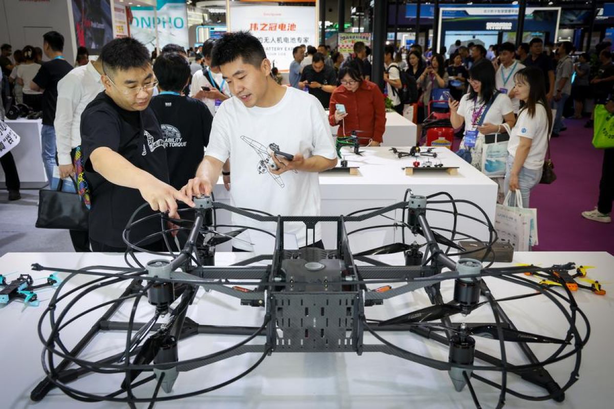 Drone berteknologi AI mentransformasi langit China dengan kemajuan
