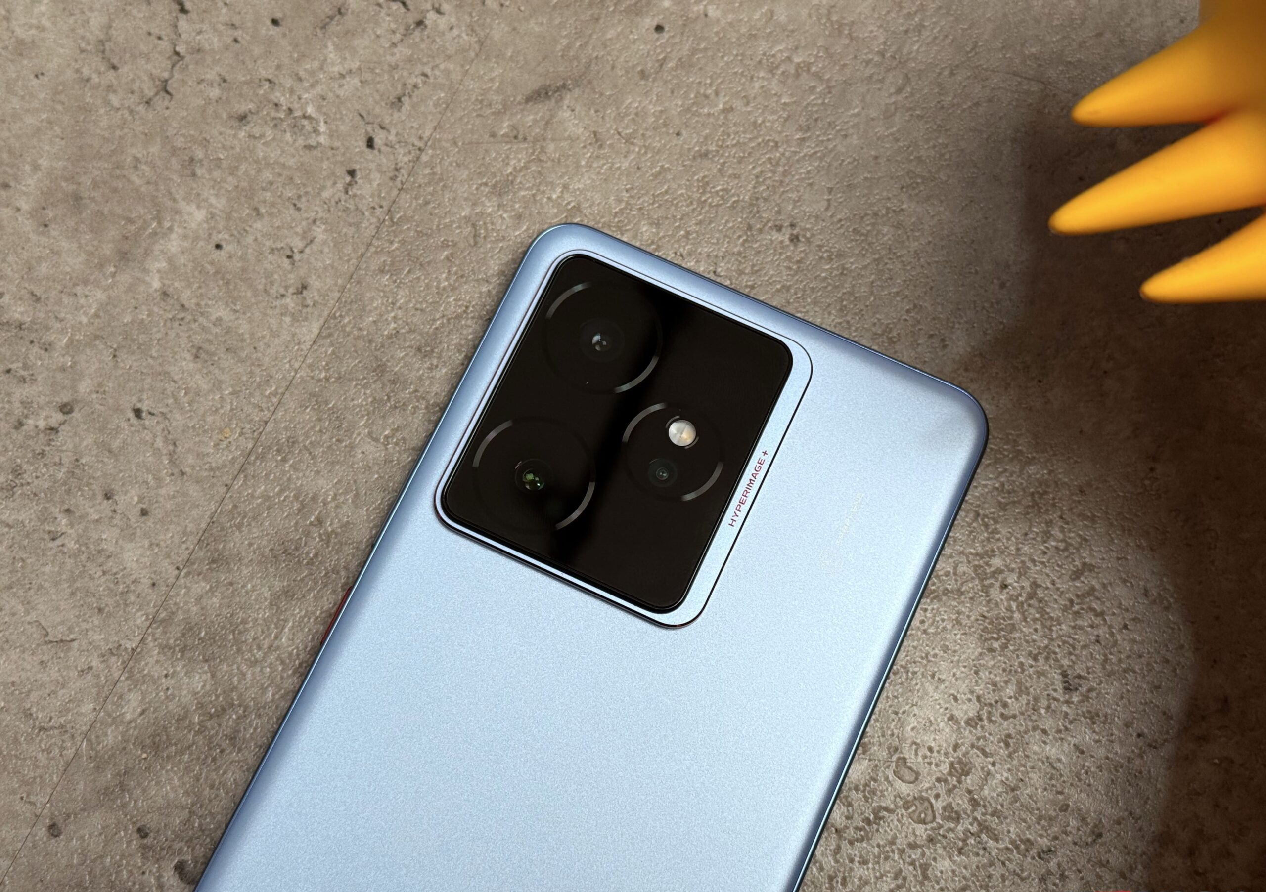 Realme GT 7 dan GT 7T Debut Global Spesifikasi dan Harga Lengkap