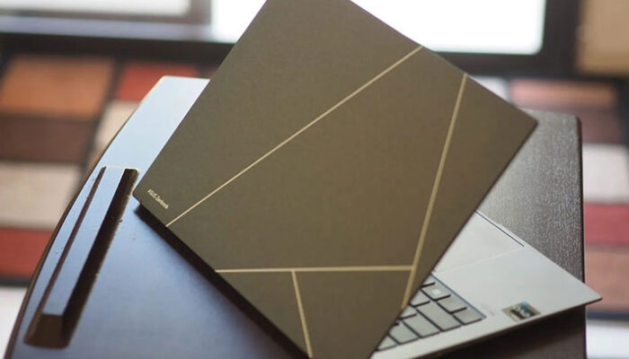 Review ASUS Zenbook S 13 OLED Ringan tapi Performa Tetap Gahar