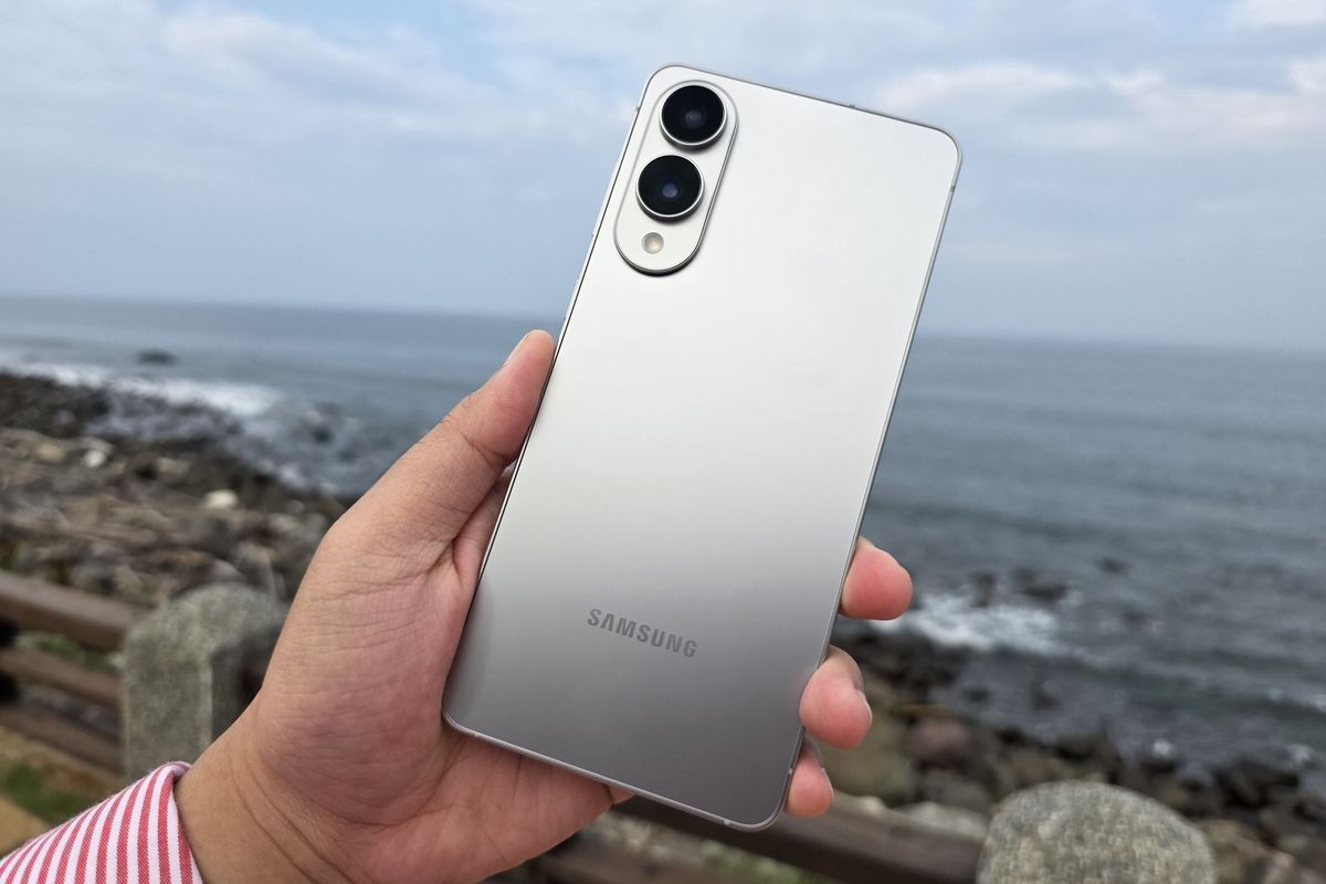 Review Awal Samsung Galaxy S25 Edge Super Tipis, Kamera Tajam, Baterai Aman