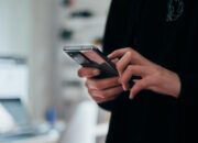 Samsung Siapkan Kejutan, Ponsel Lipat Tiga? Bocoran Speknya Bikin Penasaran!