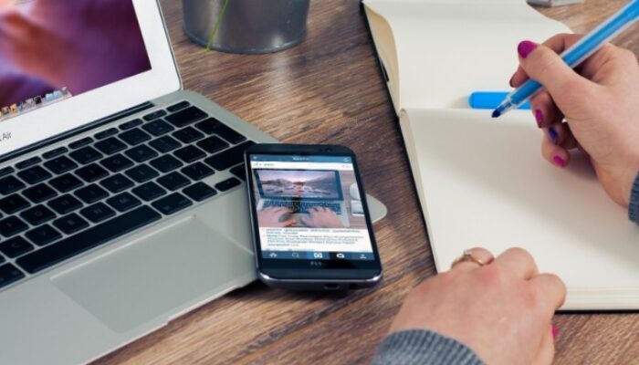 Infinix Hot 30i NFC vs Redmi Note 9 4G, Worth It Mana dengan Budget Segini?