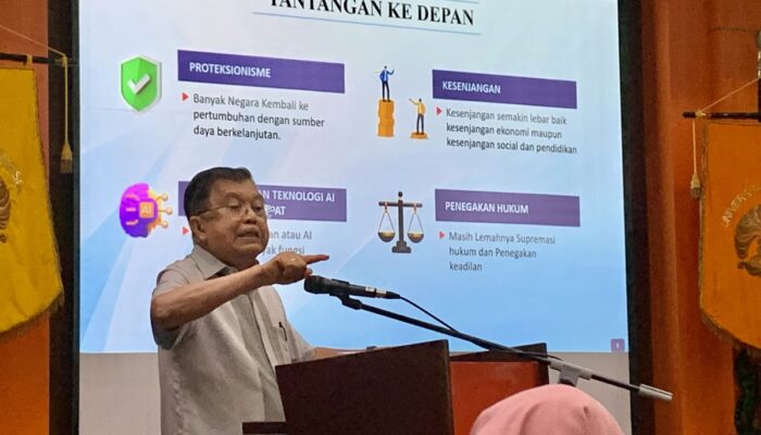 Guru Kewalahan? Jusuf Kalla Ungkap Dampak AI di Dunia Pendidikan