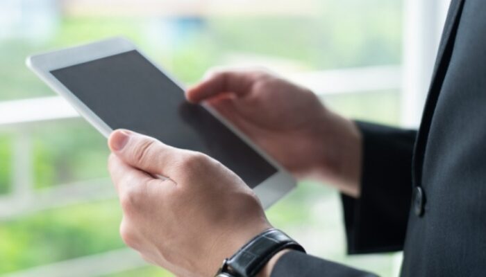 Tablet Rp2 Jutaan dengan Baterai Super Awet? Ini Dia Pilihan Terbaik Buat Kamu yang Sering di Luar!