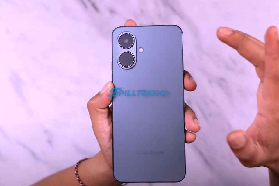 HP 1 Jutaan dengan Design iPhone 17 Review Techno Spark Goto yang Bikin Mertua Terkesan!