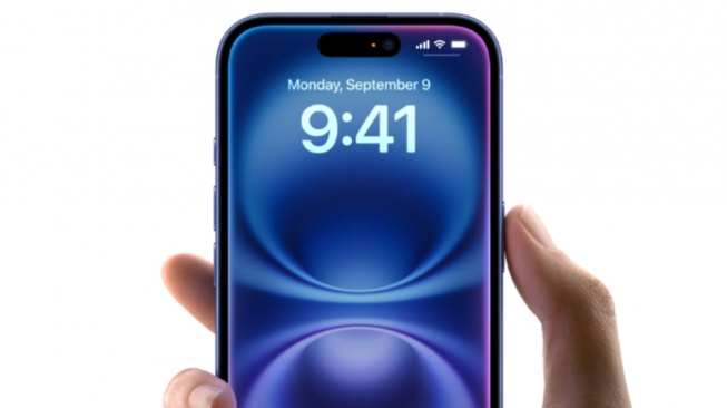 Gak Perlu Zoom Lagi! Ini Cara Bikin Tulisan di iPhone Lebih Jelas