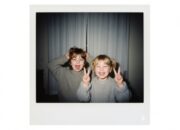 Gemini AI Bikin Nostalgia Jadi Lebih Seru, Edit Foto Masa Kecil Bareng Pacar, Hasilnya Bikin Ngakak!