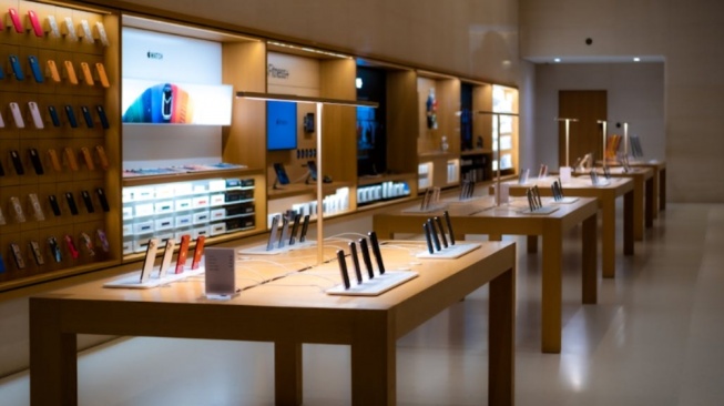 HP Spek Gahar Harga Merakyat? Ini 6 Jagoan di Bawah 2 Juta!