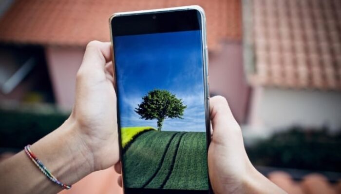 Rahasia HP Awet, 7 Cara Mudah Bikin Ponsel Kesayanganmu Gak Gampang Lemot