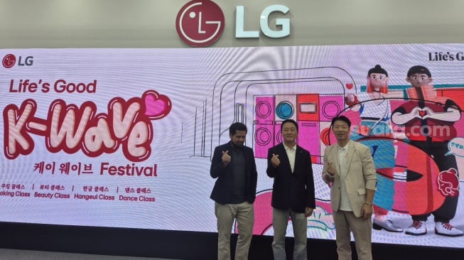 Serunya Jadi Bintang Korea Sehari, Dari Goyang K-Pop Sampai Belajar Masak!