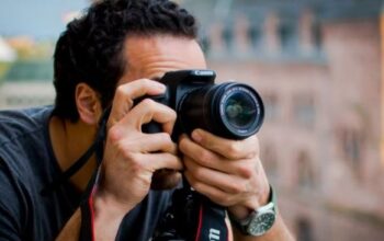 Awas Unggah Foto Sembarangan! Bisa Kena UU ITE?