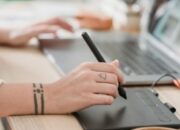 Kisah Inspiratif, Transformasi Foto AI Bantu Wanita Ini Lawan Kanker Tulang