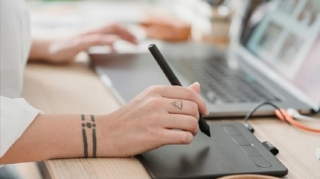 Rahasia Edit Foto Kekinian, Hasil Estetik, Lebih Halus dari Sentuhan AI!