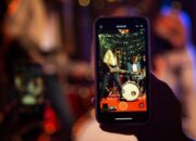 Mau Nonton Konser Makin Seru? Ini Dia HP Superzoom dengan Kamera Jernih!