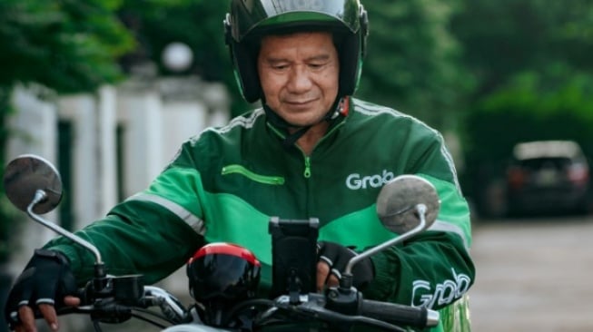 Holder HP Anti-Air, Teman Setia Ojol di Segala Cuaca, Harga Bersahabat!