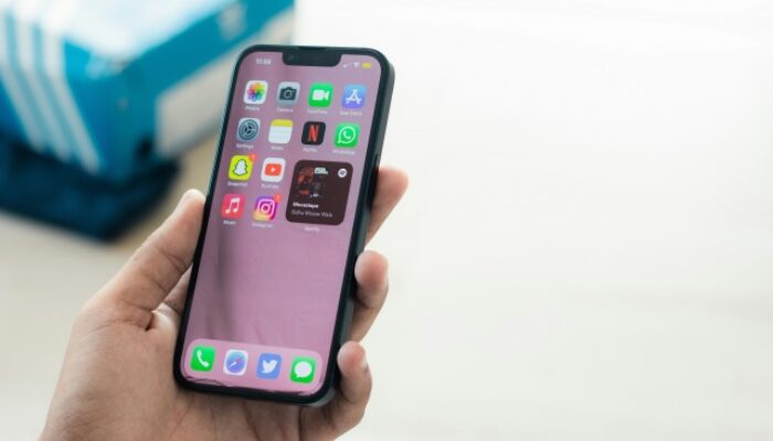 iPhone-mu Panic Full? Kenali Penyebab & Cara Selamatkan HP Bekasmu!