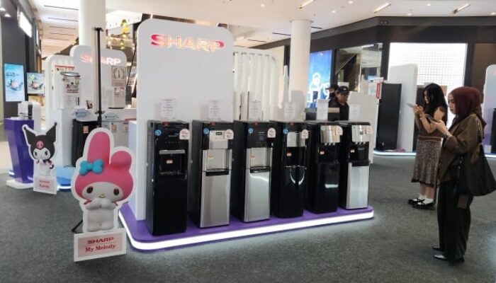 Jepang Banget! Hello Kitty & Kuromi Bikin Kejutan di Roadshow Teknologi Sharp