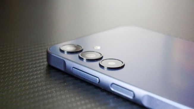 Mau HP Murah Tapi Memori 256GB & Anti Lag? Ini Dia 7 Pilihan Terbaik yang Bikin Ngebut!